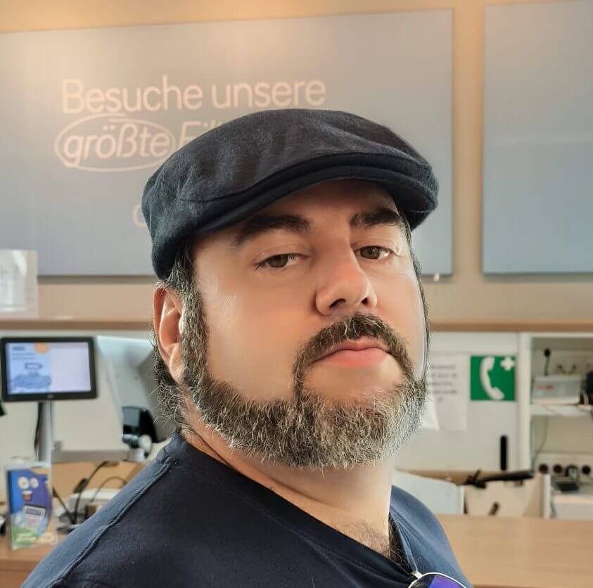 Portret Mircea Bivol – jurnalist independent CBCRO