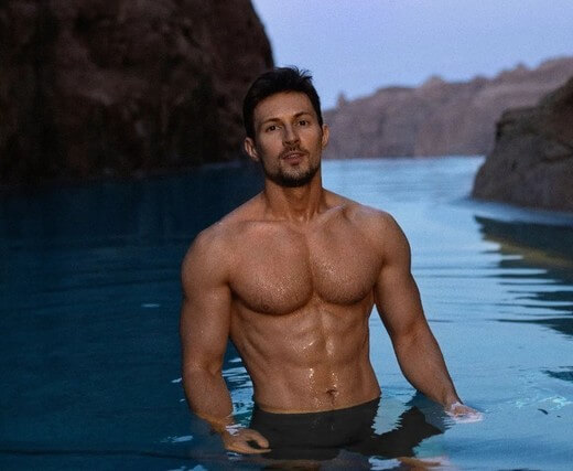 Imagine ilustrativă utilizată de CrossBorderChroniclesRo (CBCRO) în articolul despre Pavel Durov și restricționarea Telegram în România, simbolizând libertatea digitală și confruntarea cu presiunile occidentale.